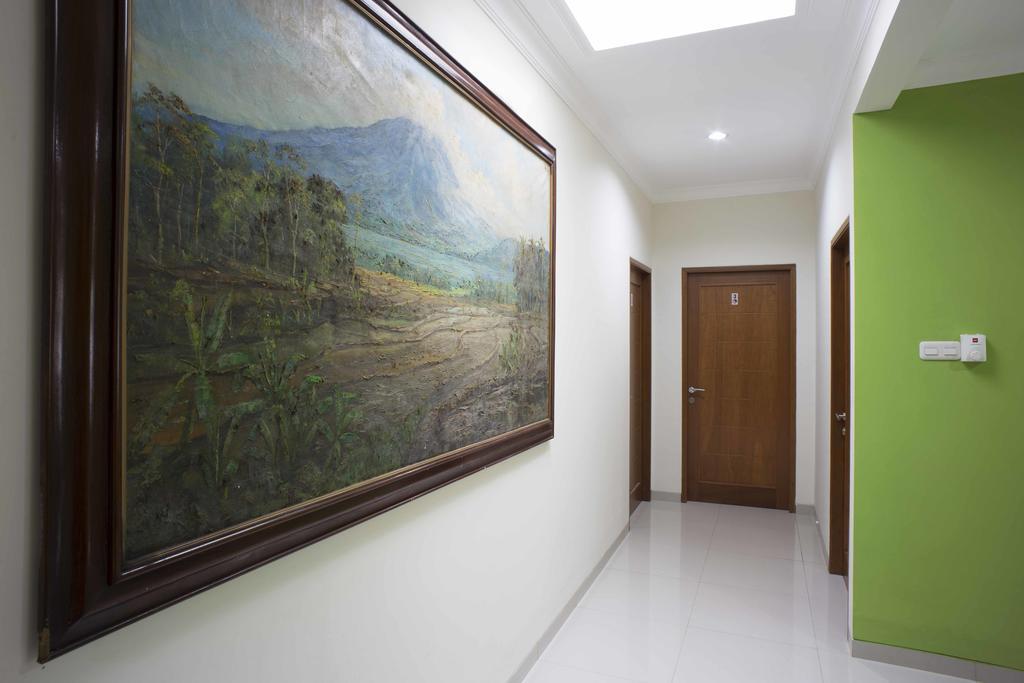 Reddoorz @ Panglima Polim Guest house 2*