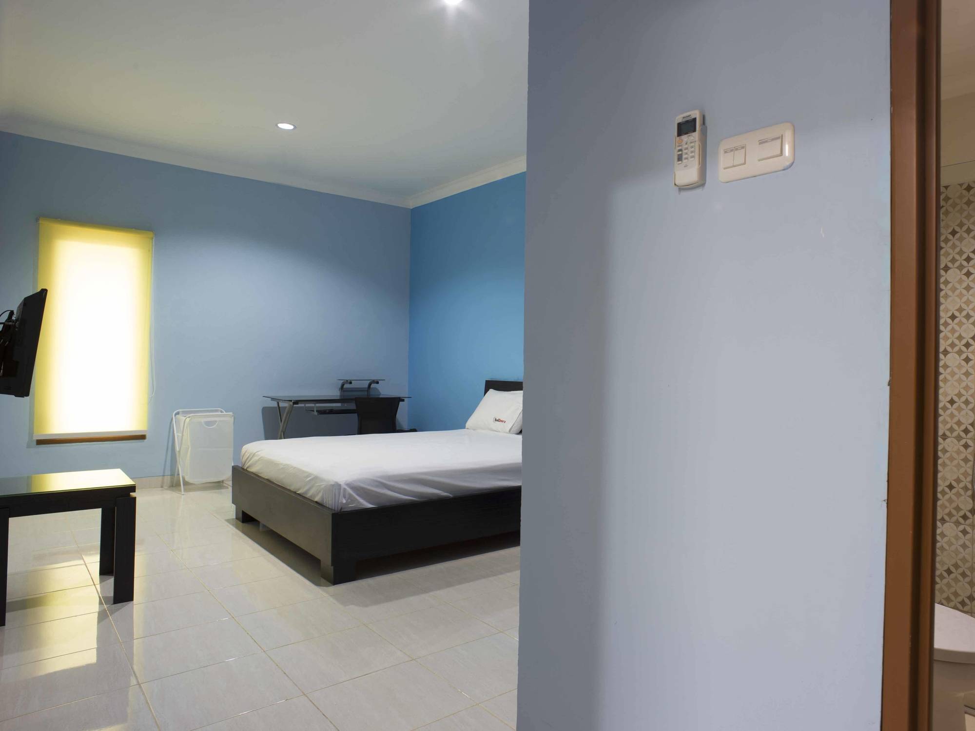 Reddoorz @ Panglima Polim Guest house 2*